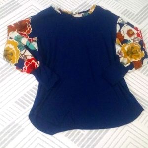 Mai Soli top size small/medium